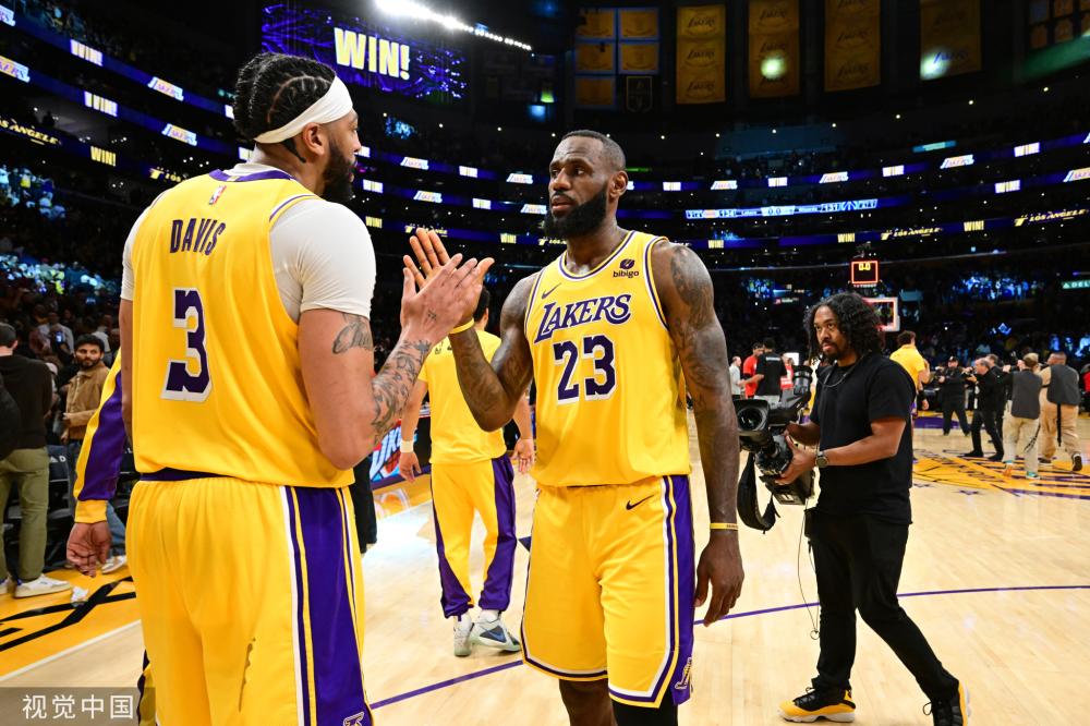 和超凡的团 和超凡的团